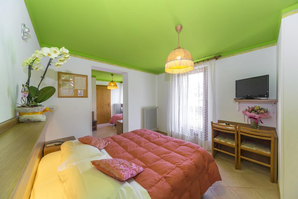 Hotel Trentino 폴가리아 외부 사진
